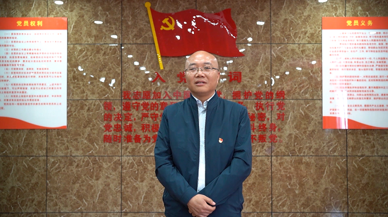 畢節(jié)工業(yè)職業(yè)技術(shù)學(xué)院黨群黨支部開(kāi)展“亮身份、樹(shù)榜樣、踐承諾”主題黨日活動(dòng)